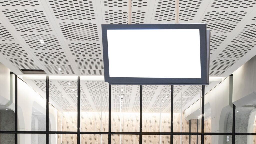 digital-signage-solutions-in-uae digital-signage-solutions-in-uae